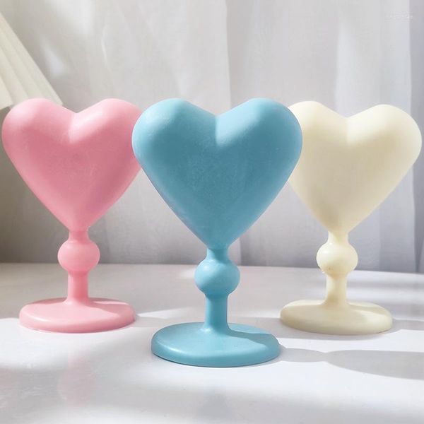 Ustensiles de cuisson Tall Love Cup Silicone Moule en forme de coeur Savon Plâtre Bougie Saint Valentin Cadeau Faire des souvenirs d'anniversaire de mariage