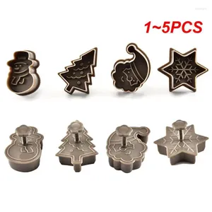 Bakvormen 1-5PCS Stempel Biscuit Mold 3D Cookie Plunger Cutter Kerstboom Cakevorm Snijders 2024 Xmas