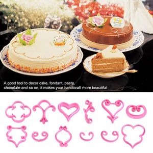 Moules de cuisson 12 pièces/ensemble Rose fleur Sugarcraft gâteau moule pâtisserie Fondant Cutter en relief décor dentelle coeur biscuits