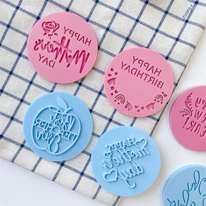 Bakvormen 2023 Verjaardag Pasen Cake Tool Baby Baby Moeder Vaderdag Letter Embose Cutter Mold Cookie Stamp Fondant Decoratie