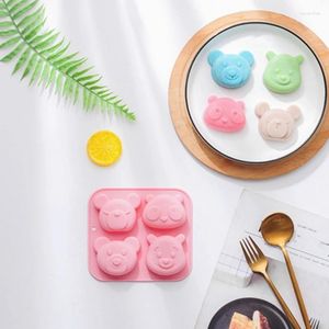 Moules de cuisson 2pcs différents moisissures en silicone en forme d'ours pour fabriquer des bonbons à la main du savon