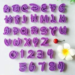 Moules de cuisson 36 PCS / Set Purple Alphabet Numbers Lettres Cookie Moule Coucheur Set Fondant Cake Decoration Tools
