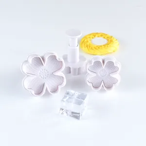 Bakvormen 3 stks/set bloemenkoekstempel snijsnijder quatrefoil koekje mal fondant snijders cake decoreren suikervormige patisserie gereedschap