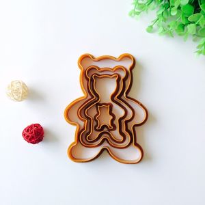 Bakvormen 4 pcslot Bear Biscuit Mold Tool Cookie Cutter Toast Food Grade Plastic Fondant Cake Decorating E070 230731