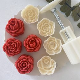 Bakvormen 4 stks/set 30 g/50 g roze vorm mooncake mal valentines dag schimmel handdruk maan cake mal diy decoratie bakgereedschap keuken 230217