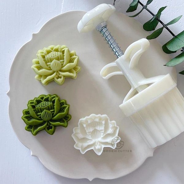 Moldes para hornear 50 g Jade Lotus Flower Mooncake Molde Festival de mediados de otoño Postre de estilo chino Pastel de frijol verde 3D DIY Presión de mano