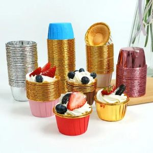 Bakvormen 50 stuks Cupcake Wrappers Krimpen Muffin Cases Cake Liner Goud Zilver Gecoat Papieren Bekers Hittebestendige Schimmel Levert