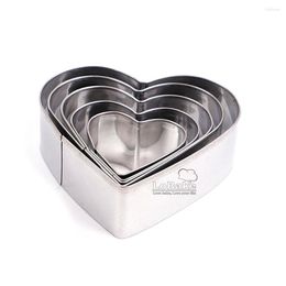 Moldes para hornear 5pcs 4 5 6 7 8 cm Diámetro Forma de corazón 430 Cortador de galletas de acero inoxidable Molde de fruta de galletas para herramientas de decoración de bricolaje