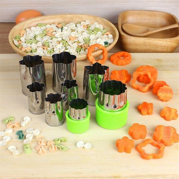 Moldes para hornear 8 PCS Fruta Vegetal Forma de galleta Cortadores Molde de alimentos Conjunto de acero inoxidable DIY