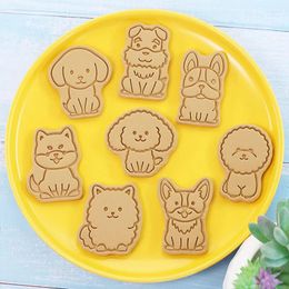 Moules de cuisson 8pcs 3D Dog Bakeware Biscuit Moule DIY Cookie Outils Cadeau Outil de décoration de gâteau