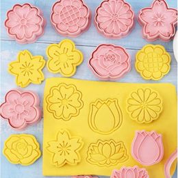 Bakvormen 8 stks/set cartoon bloemen koekjes snijbakken gebakgereedschap aandruk 3D koekje mal plastic diy koekjeszegel Home