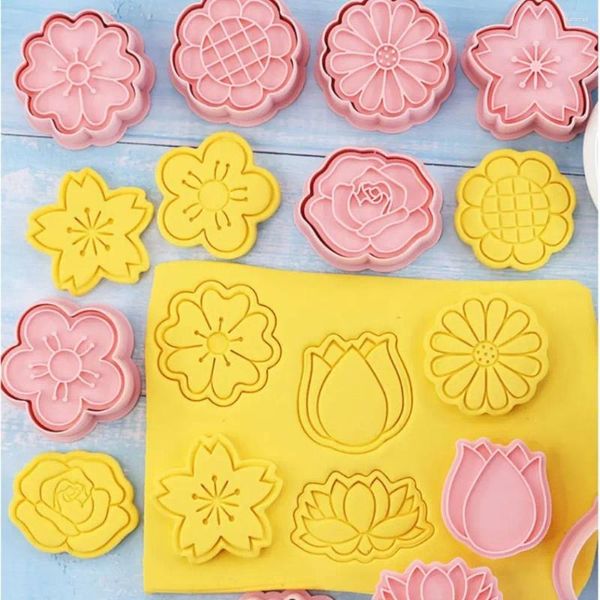 Moldes para hornear 8pcs/colocación de flores de dibujos animados Cutters Herramientas de hojaldre Pressable Molde de galletas 3D Plastic Diy Cookie Stamp Hogar