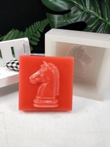 Moules de boulangerie Chess Knight Silicone Soap Mold Cube Sugar Terre Gâteau DIY Tool