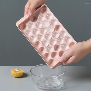 Moldes para hornear Molde de chocolate Gadgets de cocina Bandeja de hielo redonda con tapa Cubo de plástico Caja de fabricación de bolas de refrigerador