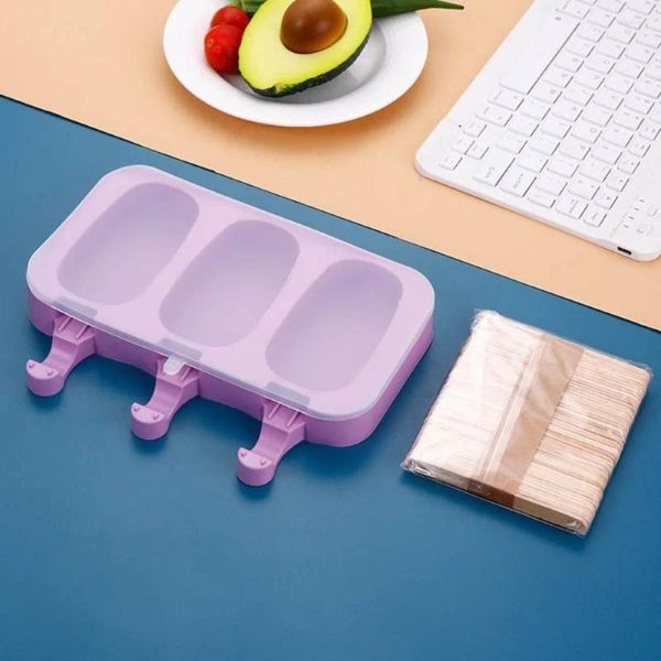 Moules de cuisson DIY Mignon Popsicle Moule Avec Couvercle Ours Griffe Motif Crème Glacée Violet Silicone Fromage Pudding Moule