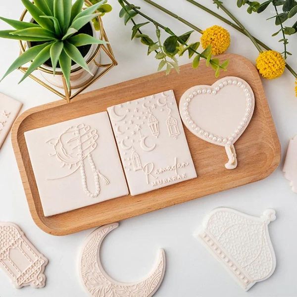 Moules de cuisson DIY Eid Mubarak Biscuit Cookie Cutters 3D Outils de fondant à la main pour la maison Décorations de fête musulmane islamique