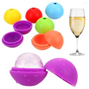 Bakvormen DIY voetbal Single Case Mold Keukengereedschap Ice Ball Maker Silicone Whisky Wine Cocktail Cube Ax-4