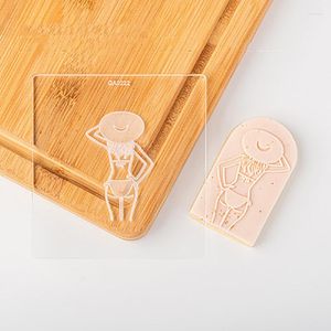 Bakvormen Fondant Cookie Summer Girl Stamp Embosser Cutter Diy Acryl Sugar Craft Embosed Mold Decoration Tools