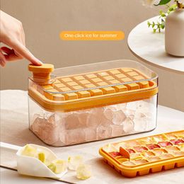 Bakvormen ijs schimmel huishoudelijke koelkastkast zelfgemaakte kubus voedselkwaliteit druk op vries met één knop om te dee