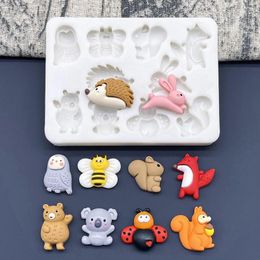 Moules de cuisson Koala Bear Bee Bunny Fox Hérisson Écureuil Hibou Silicone Sugarcraft Moule Chocolat Cupcake Fondant Gâteau Décoration Outils