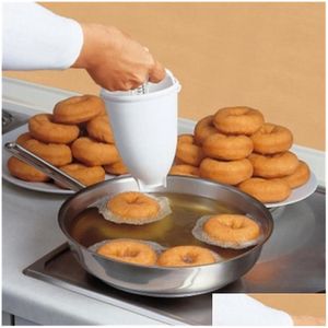 Moules de cuisson Magic Fast Plastic Donut Maker Moules à gaufres Accessoire de cuisine Ustensiles de cuisson Donut Cake Moule Biscuit Diy Tool Drop Delivery Dhwmb