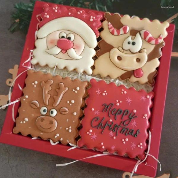 Moldes para hornear Feliz Navidad Cortadores de galletas en relieve Dibujos animados Elk Santa Claus Fondant Frosting Biscuit Mold Cake Decoraciones Suministros