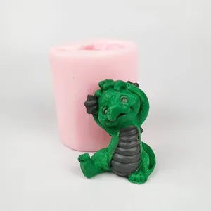 Moules de cuisson PRZY 3D mignon dessin animé jouet fondant moule bébé heureux dragon savon silicone moule mousse gâteau moules