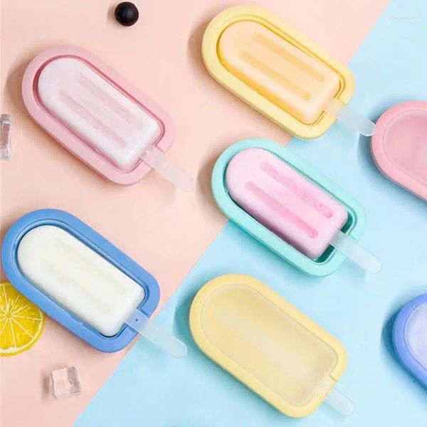 Moldes para hornear Fabricantes de helados de silicona Molde con cubierta y pegatinas Accesorios de cocina Máquina de molde de corazón encantador