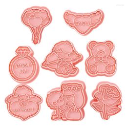Bakvormen Valentijnsdag Biscuit Mold Love Candy 3d Stereo Press Cartoon Pastry Cookie Cutter Cake Decor Stamp Keuken gereedschap