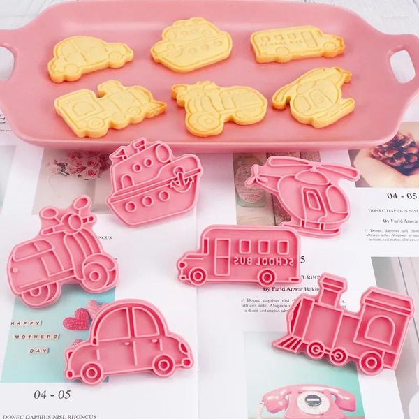 Moldes para hornear Vehículo Molde de galletas Plástico 3D Frosting tridimensional Pasta de azúcar Prensa Hornear Sello en relieve Coche