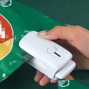 Bakken Gebak Gereedschap Nieuwe Mini Bag Sealer Handheld Warmte Vacuümsnijder 2 In 1 Draagbare Resealer Hine Voor Snack Plastic Verse Zakken Cooki Dhskg
