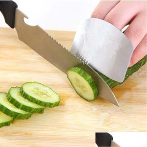 Cuisson Outils de pâtisserie Nouvel outil de cuisine en acier inoxydable Protecteur de doigt de main Couteau Couper la tranche de protection ER Légumes Coupe Drop Deli Dhav2