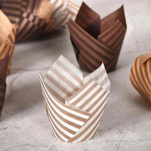 Outils de cuisson 100pcs Cupcake Paper Cups Muffin Cup Stripe Tulip Forme Huile Preuve Décoration Wrap Liner