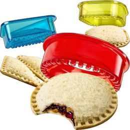 Bakgereedschap 1 st Diy Sandwich Mold Kids Lunch Bread Cutter Maker Breakfast For Pastry Tool Cookie Kitchen Accessoires