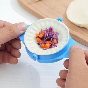 Bakgereedschap 4 stks/set diy dumpling maker schimmel deeg drukt taart patisserie empanada schimmelgereedschap kookkoker