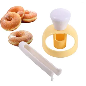 Bakgereedschap creatief eenvoudige donut mold schattige ronde vorm gele donut mal praktisch gemakkelijk te gebruiken broodmaakgereedschap