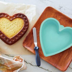 Outils de cuisson à gâteau non cadré congélateur en toute sécurité en silicone en forme de coeur en forme pour le gâteau au fromage de la Saint-Valentin