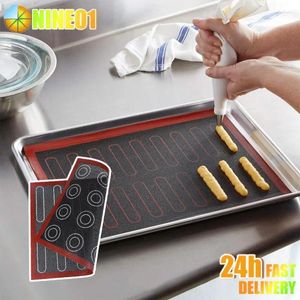 Tapis à macarons en Silicone, outils de cuisson, pour casseroles de cuisson, pâtisserie, biscuits, fabrication de qualité professionnelle, antiadhésif perforé