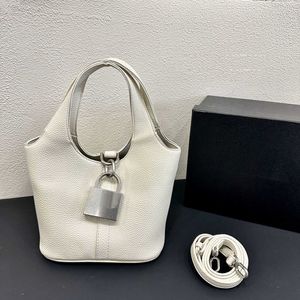 bal Diseñadores de alta calidad Bolsas 2 tamaños Bolsas de hombro Bolso de mujer de cuero suave Bolso de crossbody Tote Moda Compras Monedero multicolor Satchels Bag