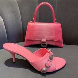 Balencigaa koeienhuid lederen muilezel slippers cagole sandalen steden gesp gegeten schoenen glippen open afgeronde tenen stiletto hiel luxe ontwerpers schoen vrouwen f