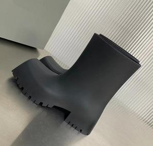 Balencigaa Squaretoe Rain Boots Nieuwe rubber high laars dik opgeloste waterdichte niet -slipverhooging