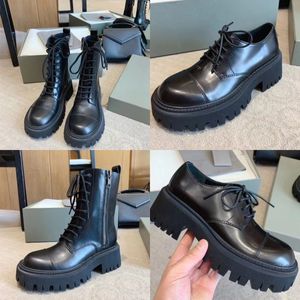 Balencigaa Ups Balenicass Women Platform Boots Boots Designers Strike Ladies Combat Chunky Tractor Boot Black Leather Chevaute Bottise courte Boots longs Lace Up Zipper Cool Th