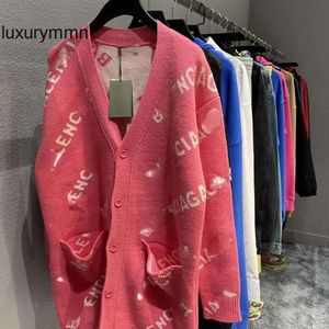 Balencigs Diseñador Sudaderas con capucha Suéteres para hombre Suéter Versión alta Familia Elástico Mousse Letra oblicua Versión suelta Con cuello en V Cardigan Suéter de punto 72J7