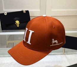 Ball cap ontwerpers hoed honkbal caps trend eenvoudige klassieke letter caps mode vrouwen en mannen sunshade cap sport