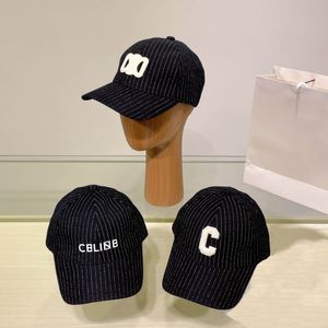 Ball Cap Letter Borduurwerk Triumphal Summer Designer Basseball Caps For Woman Man Hat Black Navy Color