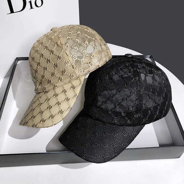 Caps à balle 2021 Nouveau chapeau à best-seller Summer Thin Hollow Mesh Ladies Caps Net Red La même mode All-Match Tide Brand Baseball Cap T240429