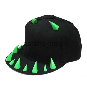 Gorras de bola 2022 Dientes afilados Hip Hop Deportes Gorra de béisbol Discoteca Espectáculo de danza Hombres Mujeres Moda Sombrero Cuernos J231130