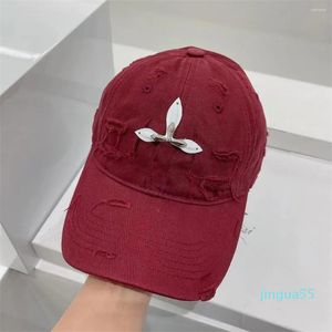 Ball Caps 2024 Décoration tridimensionnelle du couple Papa PAPED Casual Casual Make Old Ripped Baseball Sun Protection Hat