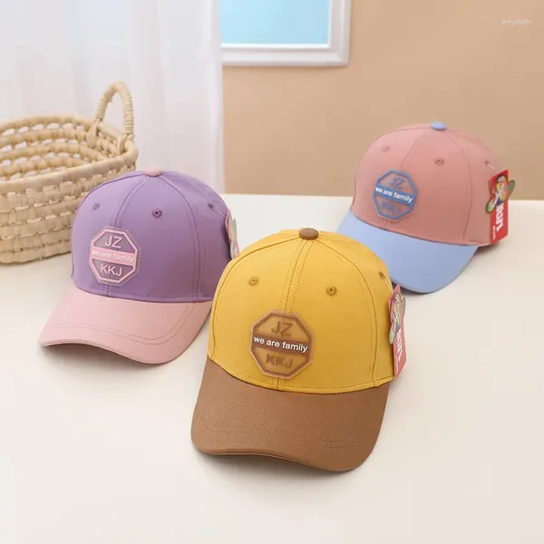 Gorras de bola 2024 Spring Boy Girls Cap Sombrero de béisbol Verano Letra ajustable Niños Snapback Sombreros al aire libre Niños Púrpura Bebé Sol