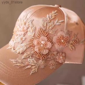 Gorras de bola 202403-shi ins chic diseñador satinado brillo con cuentas bordado de flores la gorra de béisbol mujeres viseras de ocio c l240314